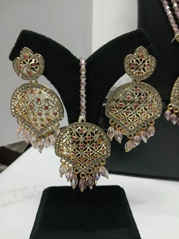 Gold_Tone_Crystal_Beaded_Necklace_Set_for_Women