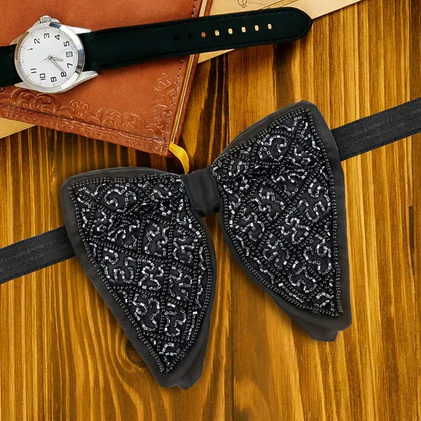 Gracyshade_Butterfly_Men'S_Pre-Tied_Designer_Embroidered_Bow_Tie_With_Adjustable_Length_Stylish_Tuxedo_Accessory_For_Formal_Events,_Weddings,_Parties_And_More_(Urban_Black)