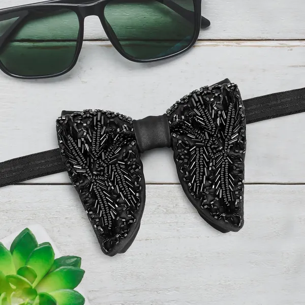 Gracyshade_Butterfly_Men'S_Pre-Tied_Designer_Embroidered_Bow_Tie_With_Adjustable_Length_Stylish_Tuxedo_Accessory_For_Formal_Events,_Weddings,_Parties_And_More_(Luxe_Black)