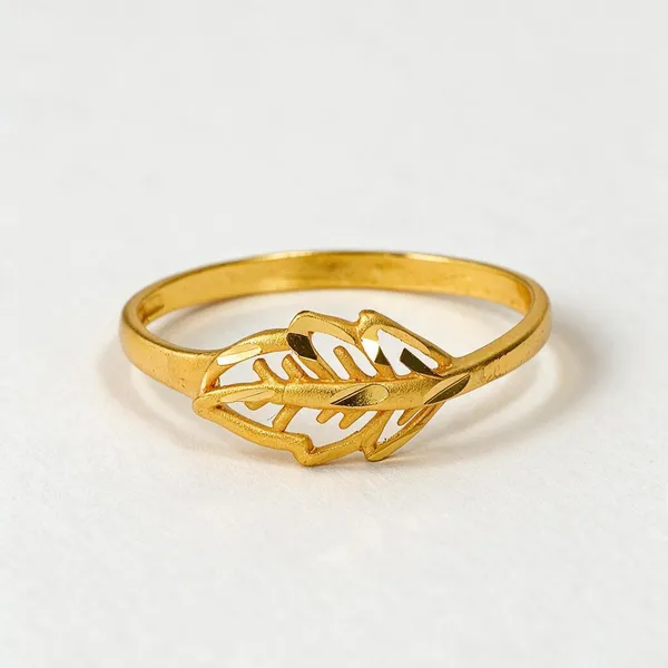 Premium_Gold_Plated__Leaf_Motif_Ring_For_Women