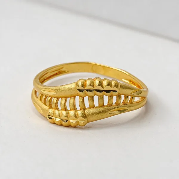 Premium_Gold_Plated__Fishbone_Design_Ring_For_Women