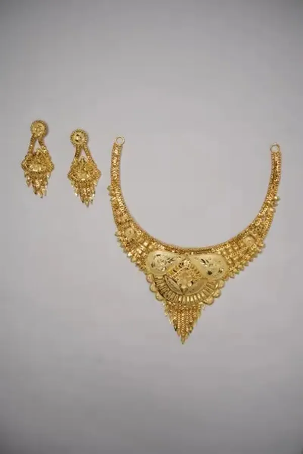 Premium_Gold_Plated__Necklace_And_Earring_Set_For_Women