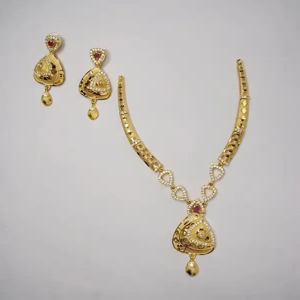 Premium_Gold_Plated__Traditional_Necklace_And_Earring_Set_For_Women