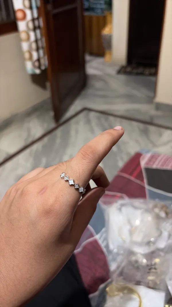 Diamond_cut_silver_Ring_