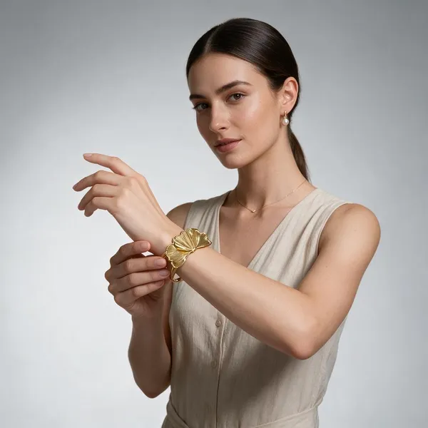 gold_fan_design_cuff_bracelet_