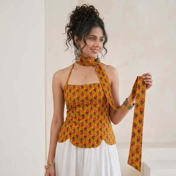 Mustard_Cotton_Sleeveless_Floral_Print_Top_For_Women