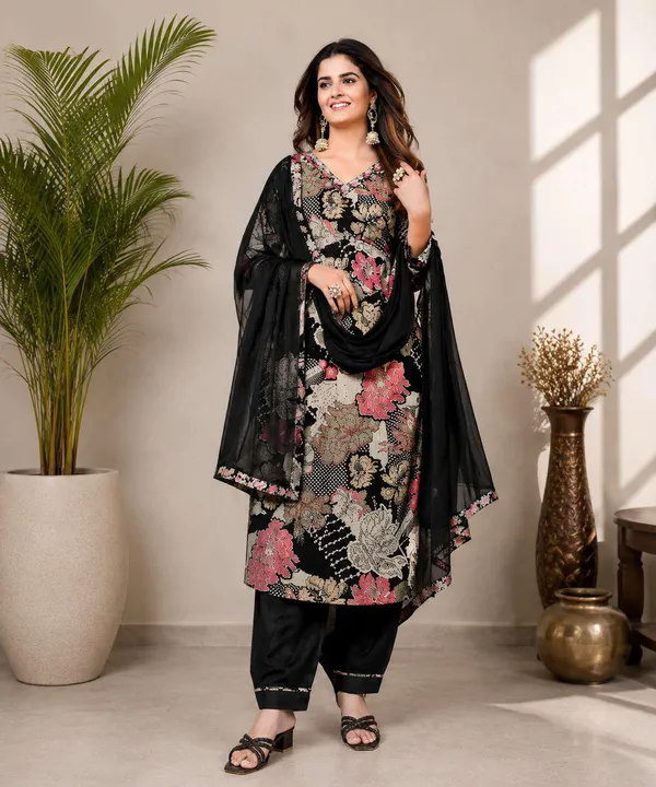 Black_Floral_Print_Kurta_Set_for_Women