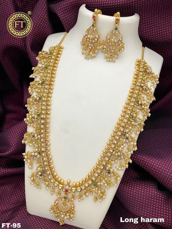 Gold_Tone_Kundan_Long_Haram_Necklace_Set_for_Women
