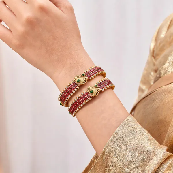 Gold_And_Red_Alloy_Bangles_For_Women