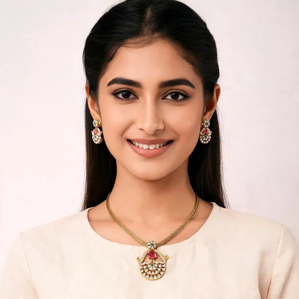 Gold_Alloy_Necklace_Set_For_Women