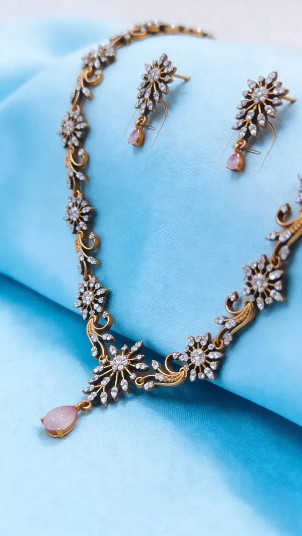 Gold_Tone_Floral_Necklace_And_Earrings_Set_for_Women