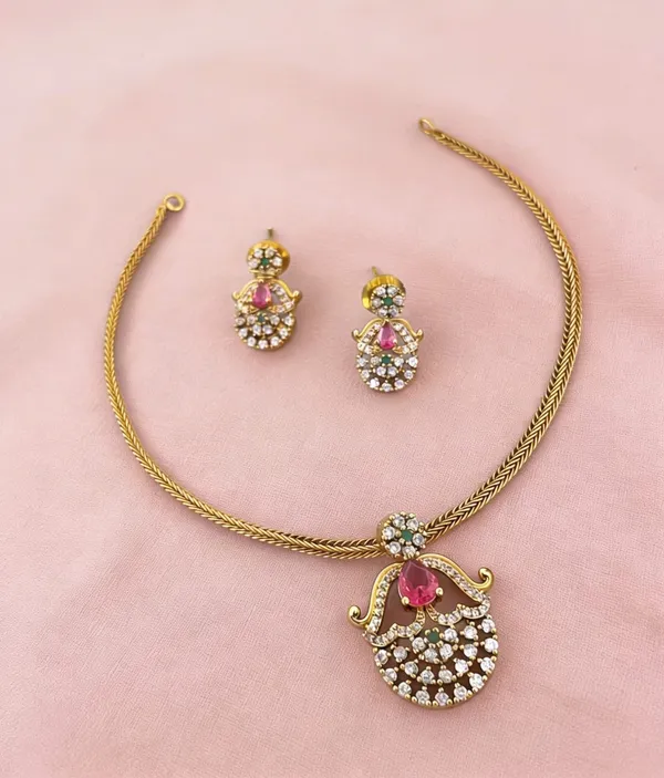 Gold_Tone_Stone_Embellished_Necklace_Set_for_Women