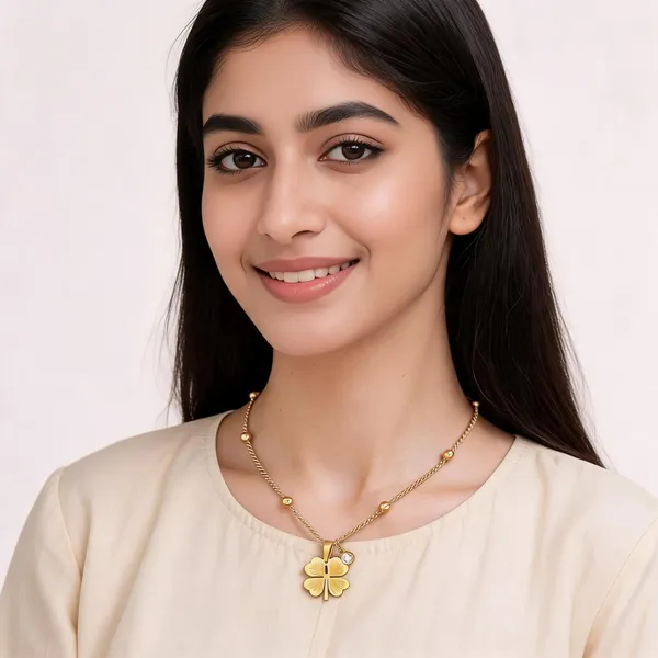 Gold_Stainless_Steel_Pendant_Necklace_For_Women