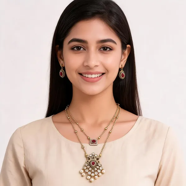 Gold_Alloy_Pendant_Necklace_Set_For_Women