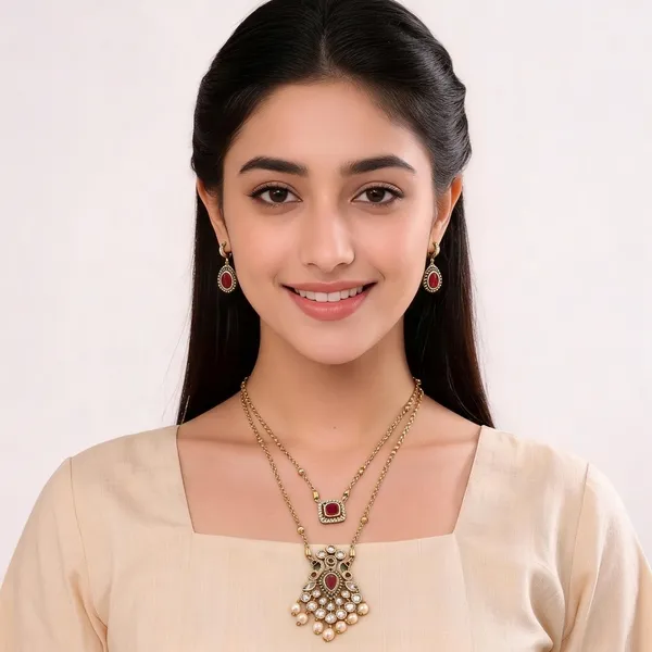 Gold_Alloy_Pendant_Necklace_Set_For_Women