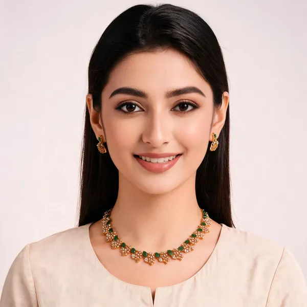 Gold_And_Green_Alloy_Jewellery_Set_For_Women