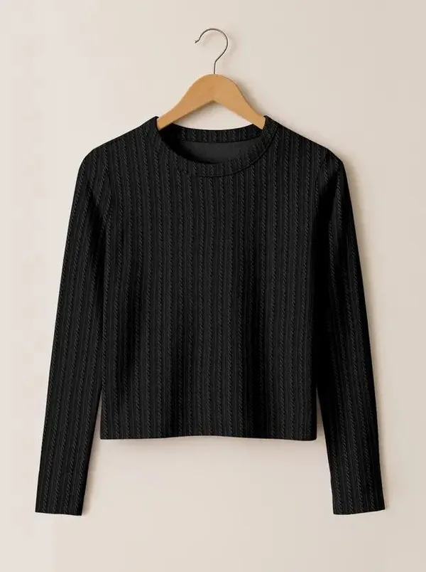 Black_Polyester_Top_For_Women