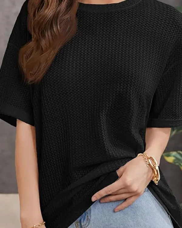 Black_Polyester_T-Shirt_For_Women