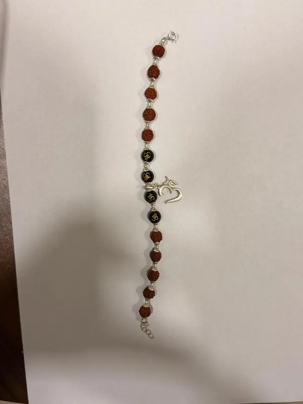 Brown_Beaded_Om_Charm_Bracelet_for_Adults