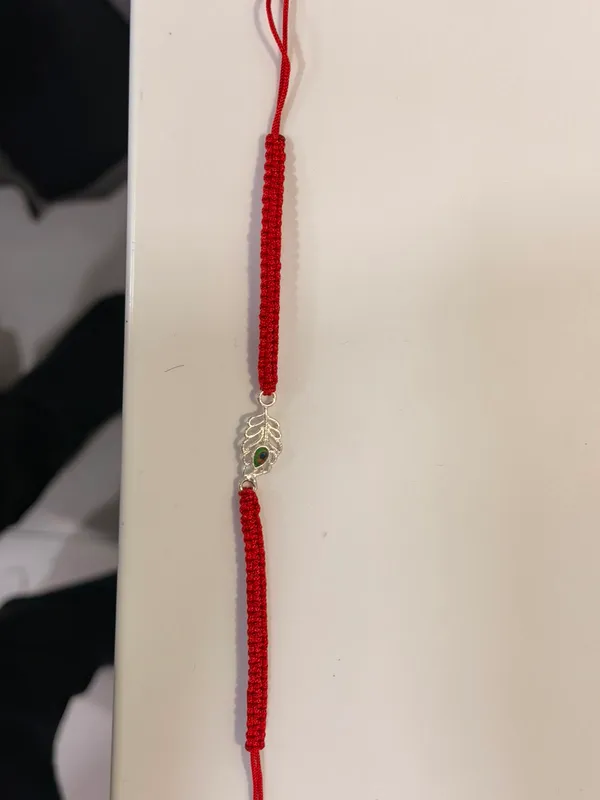 Red_Thread_Peacock_Rakhi_for_Brother