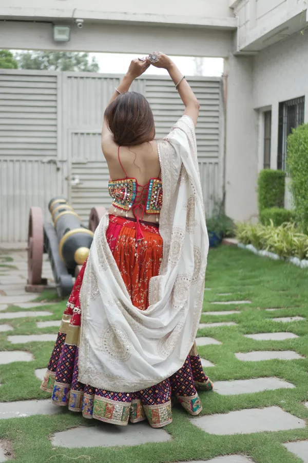 Red_Silk_Embroidered_Flared_Lehenga_Choli_For_Women