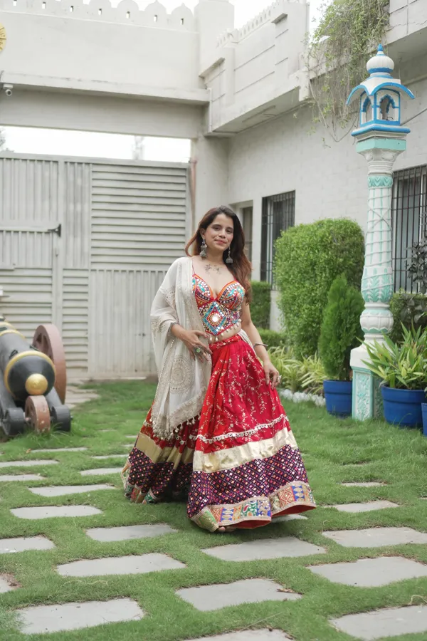 Red_Silk_Embroidered_Flared_Lehenga_Choli_For_Women