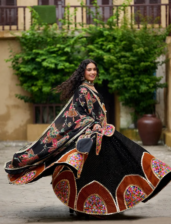 Black_Velvet_Embroidered_Flared_Lehenga_Choli_For_Women