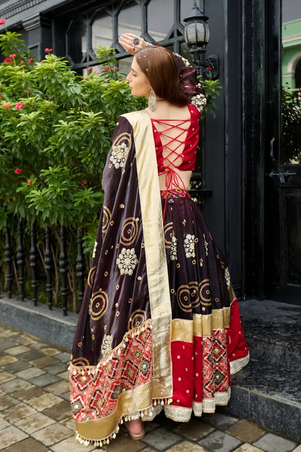 Black_Embroidered_Lehenga_Choli_Set_for_Women