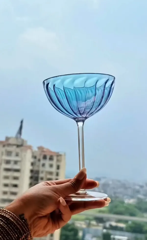 Pearl_Oyster_Glass