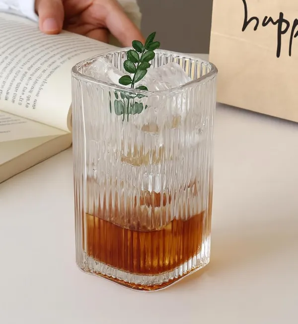Glass_Ribbed_Vertical_Line_Tumbler_Set