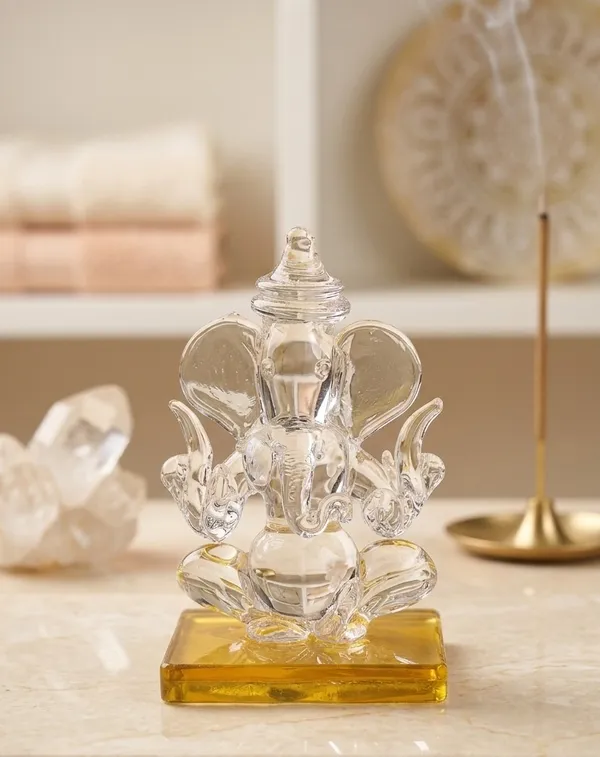 Clear_Ganesha_Idol_with_Golden_Base