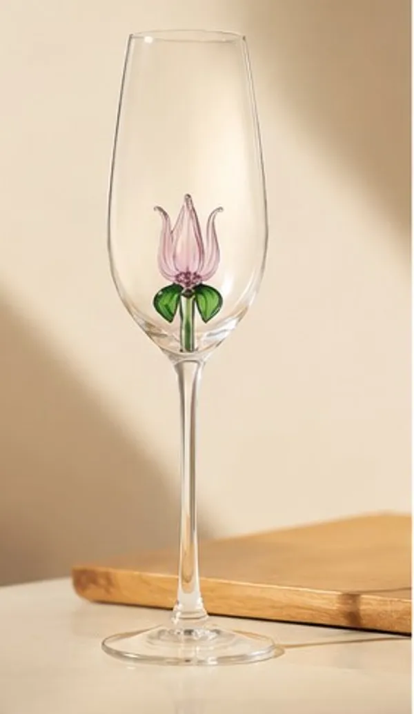 Rose_Crystalline_Wine_Glass