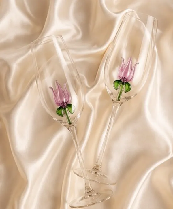 Rose_Crystalline_Wine_Glass