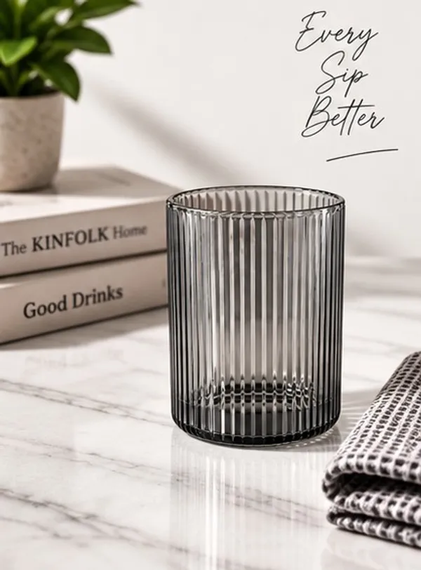 Vertical_Striped_Glass_Cup