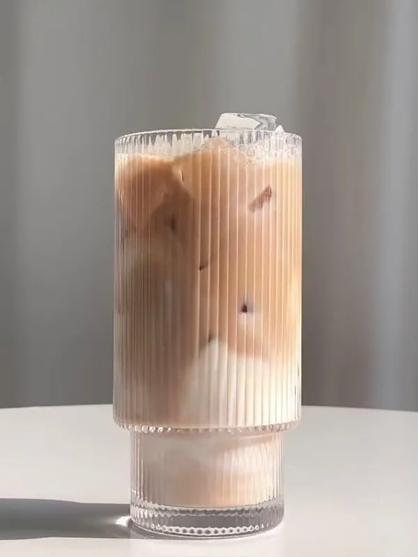 Glass_Ribbed_Textured_Tumbler