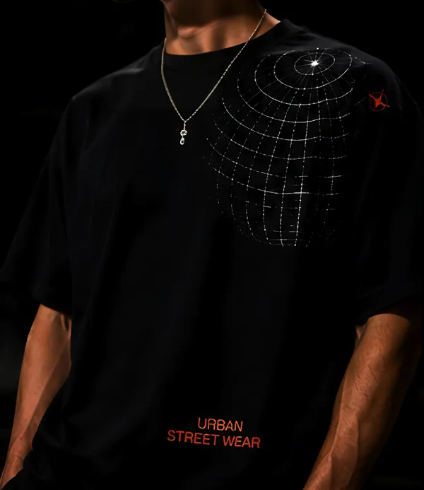 Black_Organic_Cotton_Oversized_Streetwear_Graphic_T-Shirt_For_Men