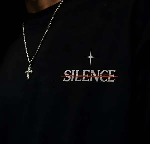 Black_Organic_Cotton_Oversized_Minimal_Graphic_T-Shirt_For_Men