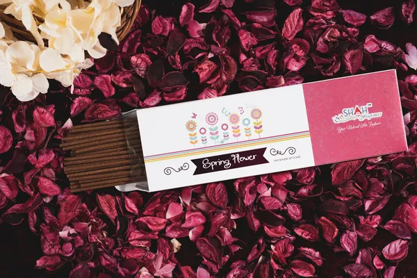 Spring_Flower_Incense_Sticks_Box_100gms