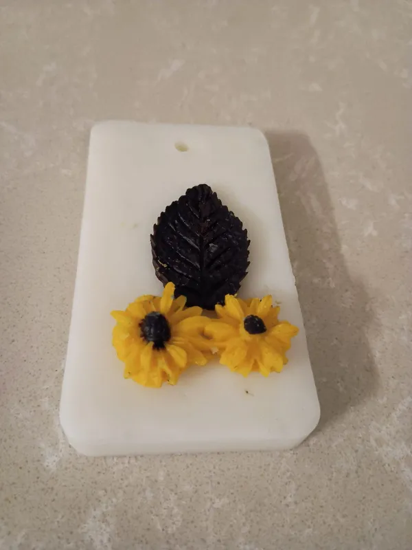 sunflower_luma_wax_sachet_long_lasting_hanging_air_freshner_for_drawer_washroom_cupborad_&_car