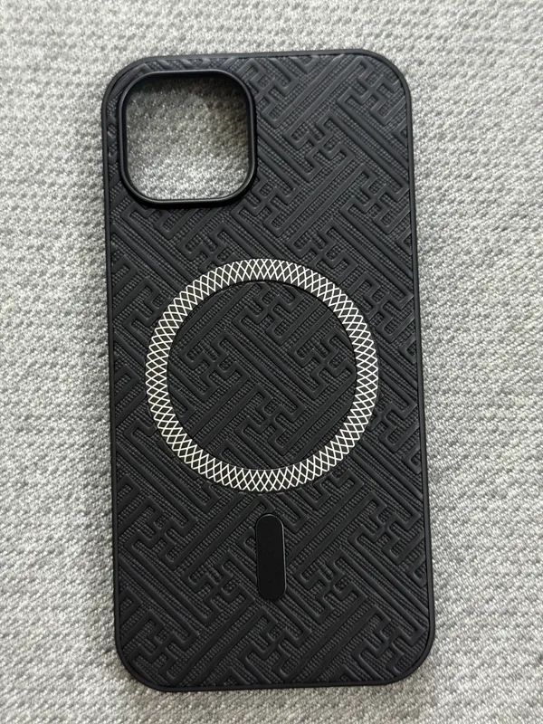 Black_Textured_Magnetic_Phone_Case