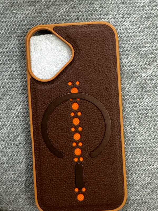 Brown_Textured_Phone_Case_With_Ring_Design