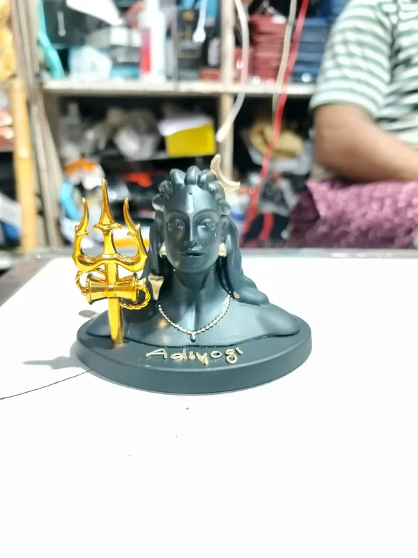Adiyogi_Shiva_Bust_Idol_for_Car_Dashboard