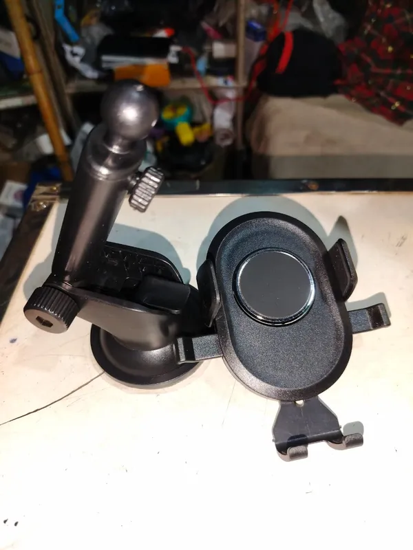 Universal_Black_Adjustable_Car_Phone_Holder_Mount
