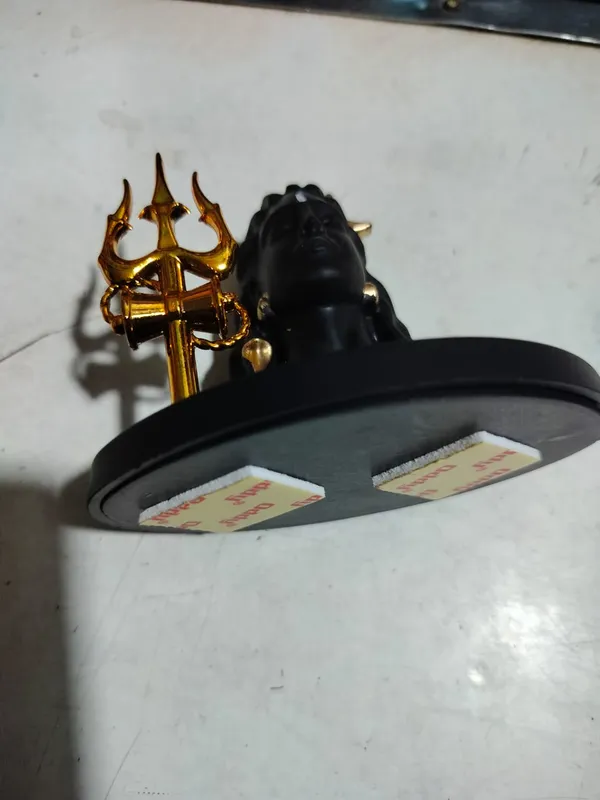 Adiyogi_Shiva_Bust_Idol_for_Car_Dashboard