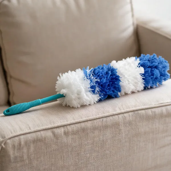Multicolor_Electrostatic_Microfiber_Filaments,_Polypropylene_(PP)_Handle,_Flexible_Wire_Core_Home_&_Vehicle_Cleaning_/_Duster_For_Home_Cleaners,_Car_Owners,_Office_Housekeeping