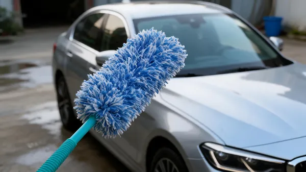 Blue_Microfiber_Chenille_/_Polyester_Yarn,_Stainless_Steel_Internal_Rod,_Molded_Plastic_Handle_Home_&_Vehicle_Cleaning_/_Duster_For_Homeowners,_Car_Cleaners,_General_Maintenance