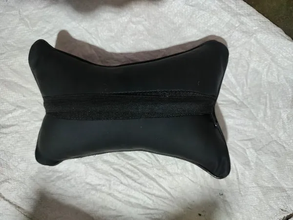 Polyurethane_&_Polyster_High_Elastic_Car_Neck_Rest_Cushion_Pillow