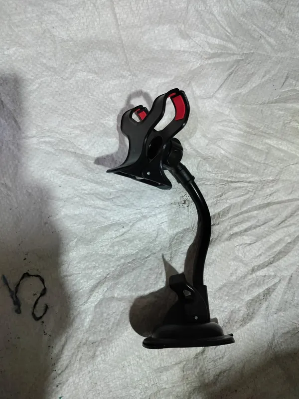 Car_Mobile_holder_for_Windshield,_clip,_Dashboard