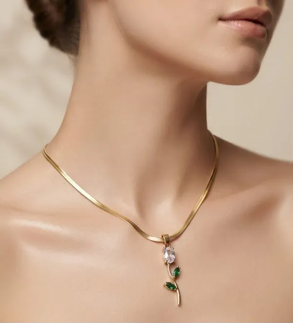 Gold_Tone_Floral_Pendant_Necklace_for_Women