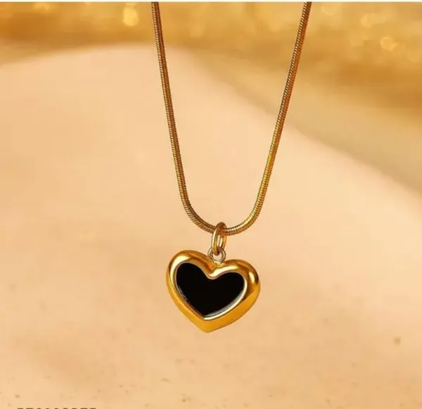 Gold_Tone_Heart_Pendant_Necklace_for_Women